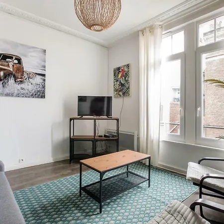 Cosy Proche Gares شقة *